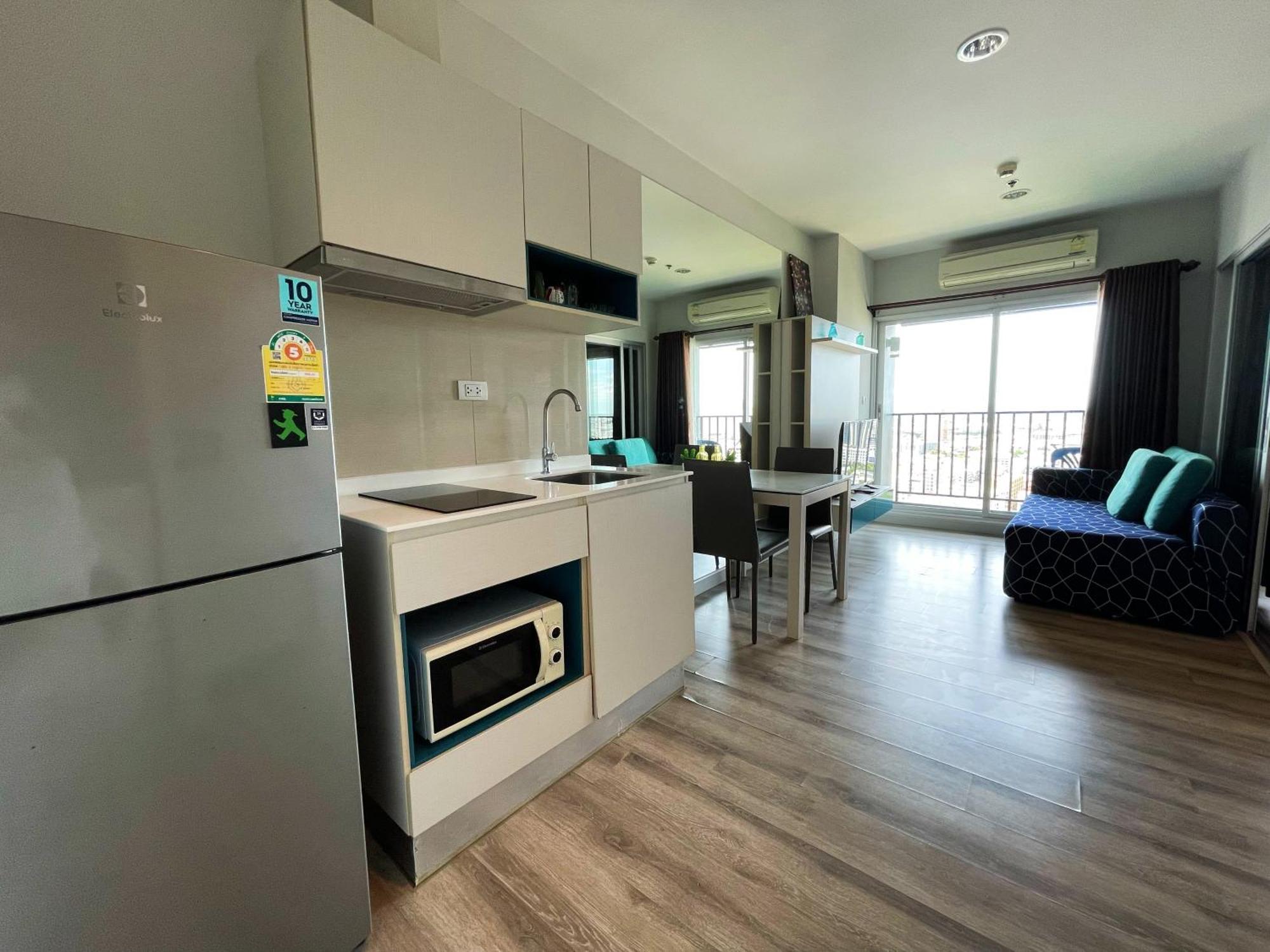 芭提雅fnb Central 无边泳池 Pattaya Extérieur photo